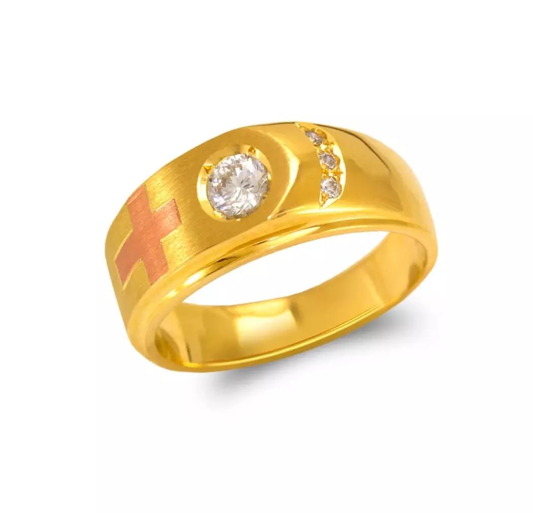 NEW 14K TWO TONE GOLD MEN'S FANCY CZ RING: NEW 14K TWO TONE GOLD MEN'S FANCY CZ RING 14K Two Tone Gold Size 10 Approx. 9mm High Polished/Cubic Zirconia Weight: 6 Grams