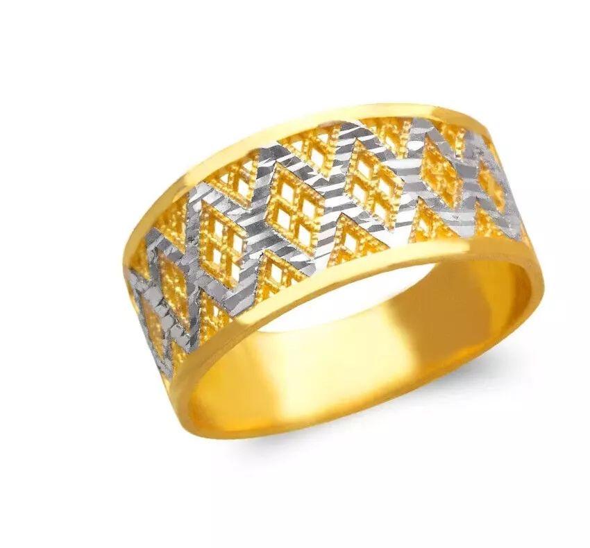 NEW 14K TWO TONE GOLD LADIES FILIGREE RING: NEW 14K TWO TONE GOLD LADIES FILIGREE RING 14K Two Tone Gold Size 7 Approx. 10mm High Polished/Diamond Cut Weight: 4.0 Grams