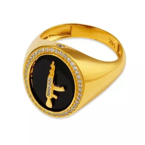 NEW 14K YELLOW GOLD MEN'S RIFLE RING: NEW 14K YELLOW GOLD MEN'S RIFLE RING 14K Yellow Gold Approx. 20mm Center, 4mm Band High Polished/Cubic Zirconia Weight: 7.3 Grams