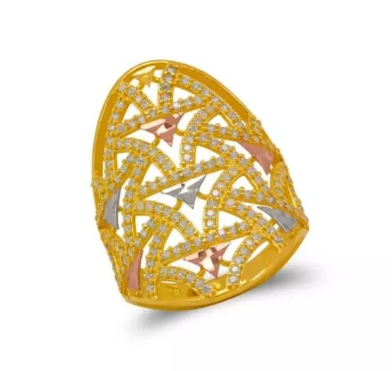 NEW 14K TRI COLOR GOLD MOSAIC CZ RING: NEW 14K TRI COLOR GOLD MOSAIC CZ RING 14K Tricolor Gold Approx. 21x33mm Center, 3mm Band High Polished/Diamond Cut/Cubic Zirconia Weight: 5.0 Grams