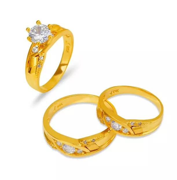 NEW 14K YELLOW GOLD WEDDING TRIO RING SET: NEW 14K YELLOW GOLD WEDDING TRIO RING SET 14K Yellow Gold Ladies band and engagement ring is size 7 Men's ring is size 10 Rings Also Sold Separately Available in Tricolor and White Gold Weight: 9.1 Gr
