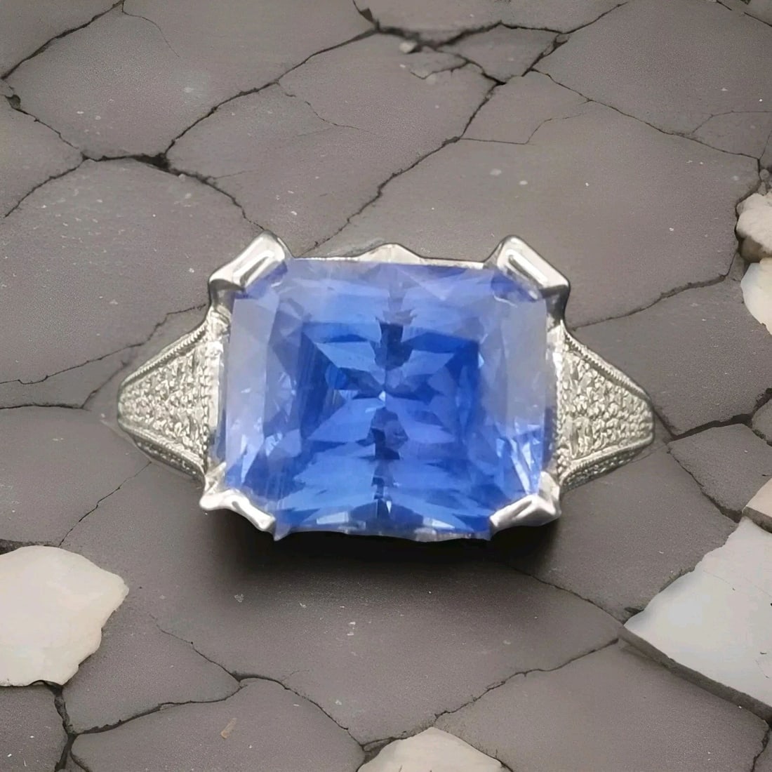 PLATINUM ENGAGEMENT RING 6.64CT.NATURAL UNTREATED BURMA SAPPHIRE RADIANT SHAPE: PLATINUM ENGAGEMENT RING 6.64CT.NATURAL UNTREATED BURMA SAPPHIRE RADIANT SHAPE Platinum BURMA sapphire ring Center stone Natural unheated untreated BURMA sapphire GIA CERT. Radiant shape weight 6.04ct