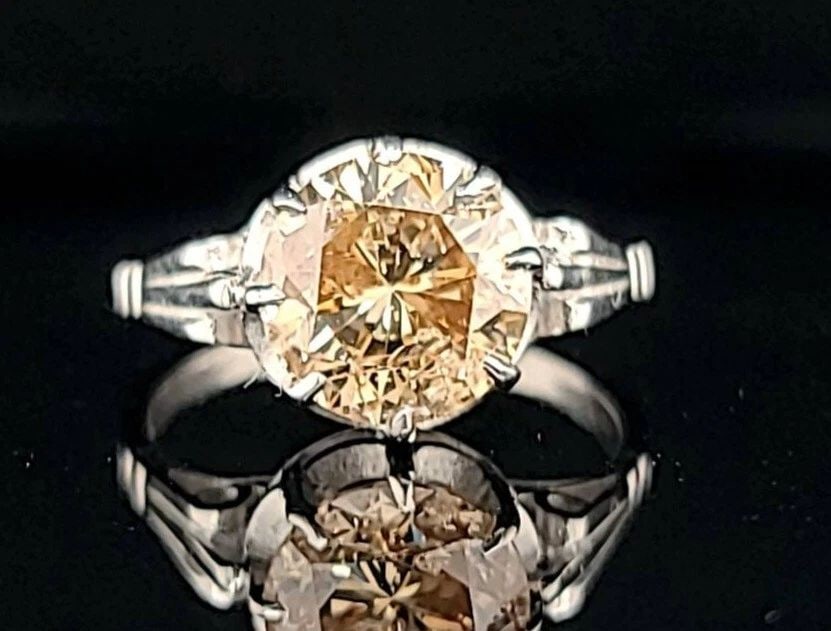 3.29CT. PLATINUM ART DECO FILIGREE ENGAGEMENT RING NATURAL CHAMPAGNE DIAMOND: 3.29CT. PLATINUM ART DECO FILIGREE ENGAGEMENT RING NATURAL CHAMPAGNE DIAMOND Gorgeous art deco filigree Platinum Engagement ring center natural round champagne Diamond weight 3.29ct.SIZE 8.8mmx6.1mm S