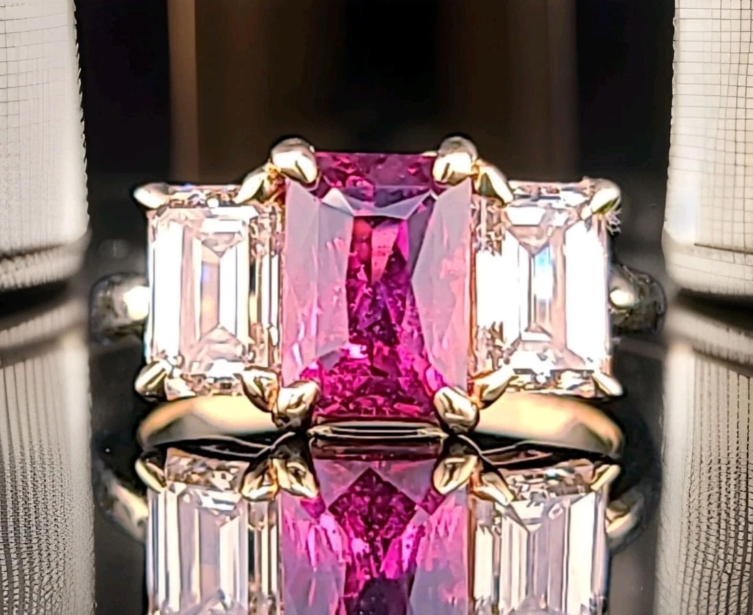 14K YELLOW GOLD ENGAGEMENT RING 2.24CT.NATURAL UNTREATED RUBY EMERALD CUT GIA (1 of 2)