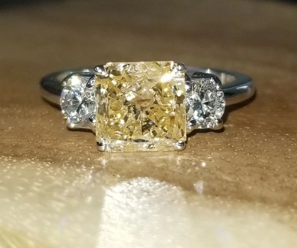 14K WHITE GOLD ENGAGEMENT RING 2.20CT. NATURAL CHAMPAGNE RADIANT CUT DIAMOND (1 of 2)