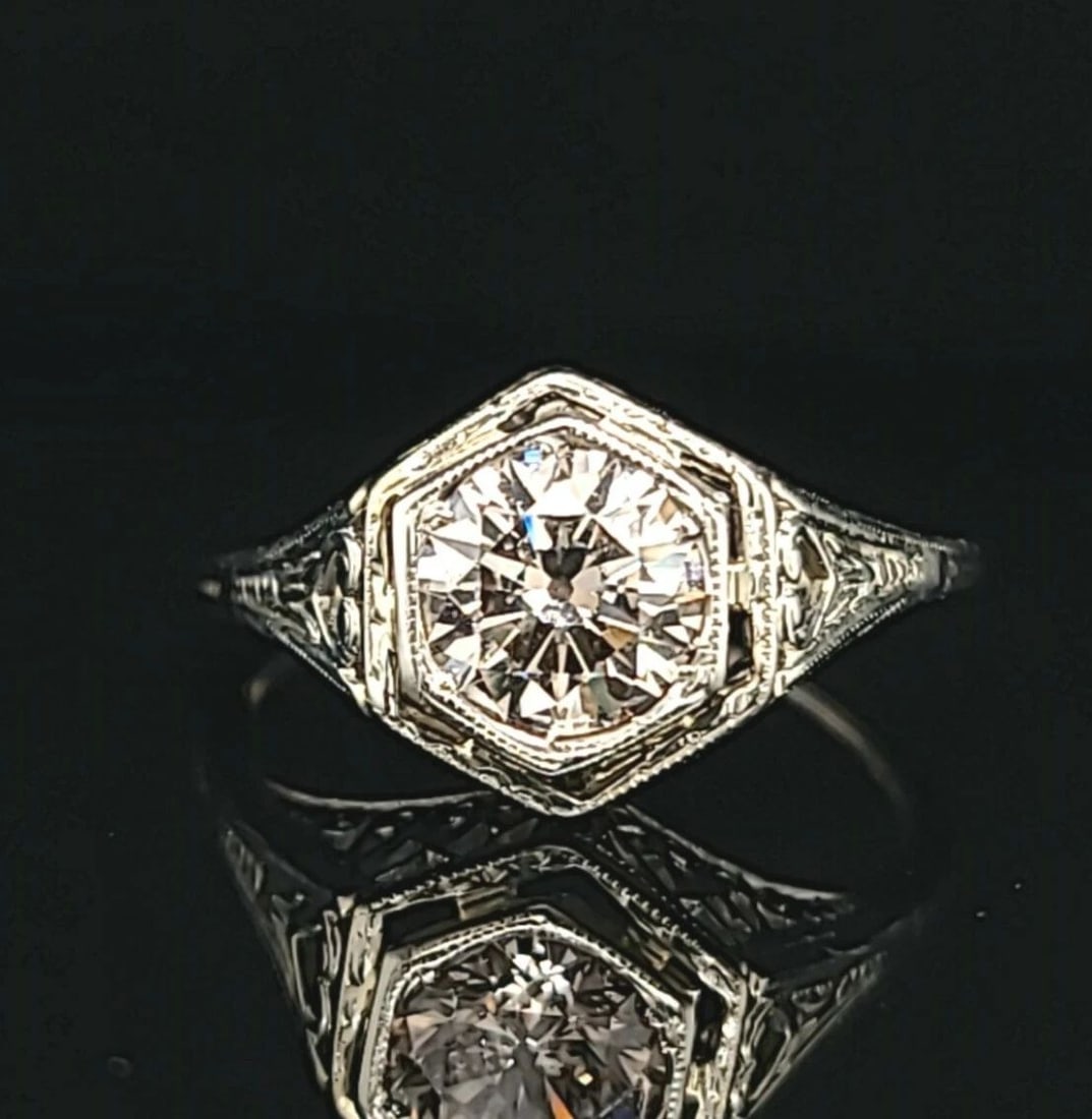 18K WHITE GOLD VINTAGE ENGAGEMENT RING 1.10CT.EURO CUT ROUND CHAMPAGNE DIAMOND: 18K WHITE GOLD VINTAGE ENGAGEMENT RING 1.10CT.EURO CUT ROUND CHAMPAGNE DIAMOND Gorgeous Vintage 18k white gold Engagement ring filigree art deco round euro cut natural light champagne Diamond circ 193