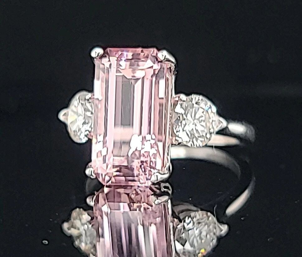 14K WHITE GOLD ENGAGEMENT RING 5.06CT.NATURAL PINK TOURMALINE EMERALD CUT: 14K WHITE GOLD ENGAGEMENT RING 5.06CT.NATURAL PINK TOURMALINE EMERALD CUT GORGEOUS vintage 14K WHITE GOLD engagement ring with natural pink tourmaline emerald shape. Center set natural pink tourmaline