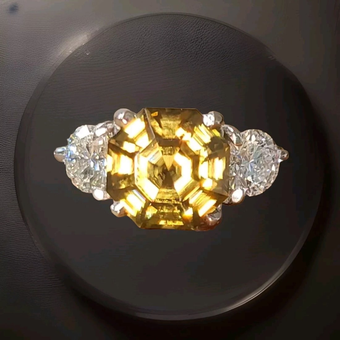 VINTAGE 14K WHITE GOLD ENGAGEMENT RING 5.83CT.NATURAL CHAMPAGNE TOURMALINE: VINTAGE 14K WHITE GOLD ENGAGEMENT RING 5.83CT.NATURAL CHAMPAGNE TOURMALINE GORGEOUS vintage 14k white gold engagement ring gem honey champagne tourmaline in radiant shape. Center set natural tourmalin