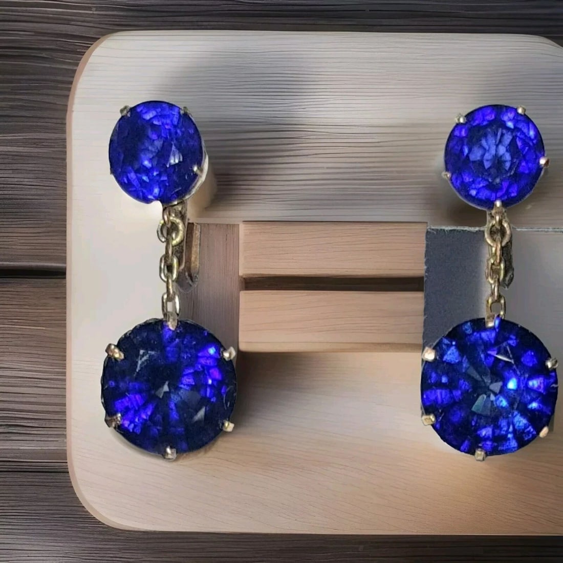 10K ANTIQUE VICTORIAN ROSE GOLD 12.75CT.LAB GROWN SAPPHIRE EARRINGS SCREW BACK: 10K ANTIQUE VICTORIAN ROSE GOLD 12.75CT.BLUE ROUND SAPPHIRE EARRINGS SCREW BACK Presenting a pair of Gorgeous Antique Victorian blue Sapphire Halo rose Gold Earring. Circ 1900's Top two centers blue s