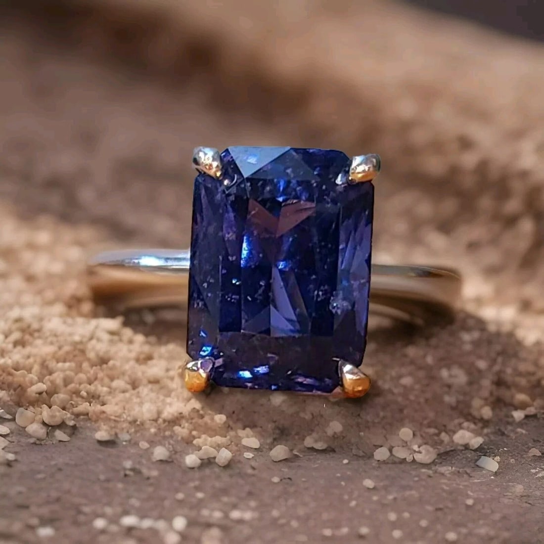 VINTAGE 14K WHITE GOLD ENGAGEMENT RING 6.73CT. NATURAL PURPLE SPINEL RADIANT: VINTAGE 14K WHITE GOLD ENGAGEMENT RING 6.73CT. NATURAL PURPLE SPINEL RADIANT This vintage engagement ring is a stunning piece of jewelry that will make any bride-to-be feel special. Crafted from 14k w