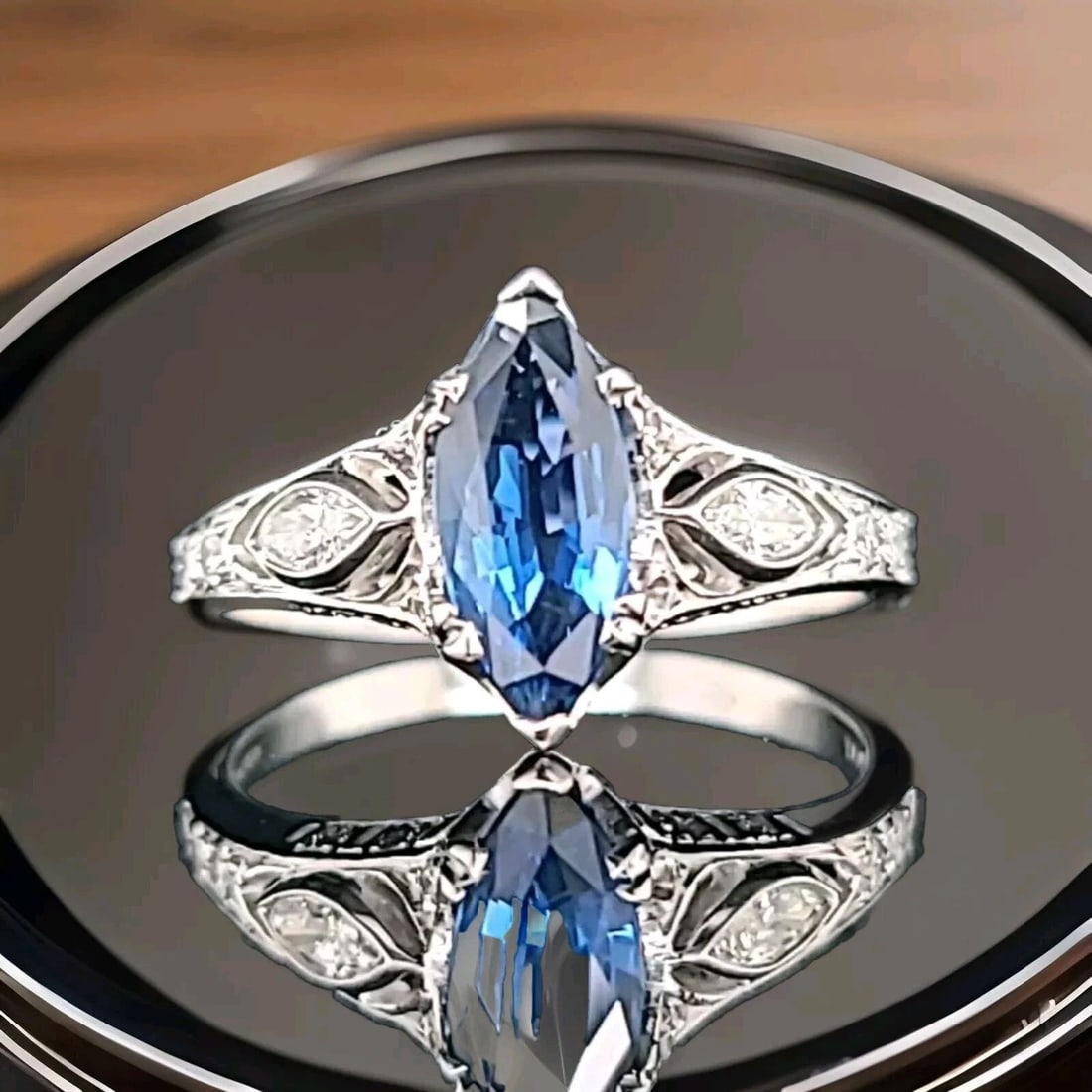PLATINUM VINTAGE FILIGREE ENGAGEMENT RING 1.28CT.NATURAL MARQUISE BLUE SAPPHIRE (1 of 2)