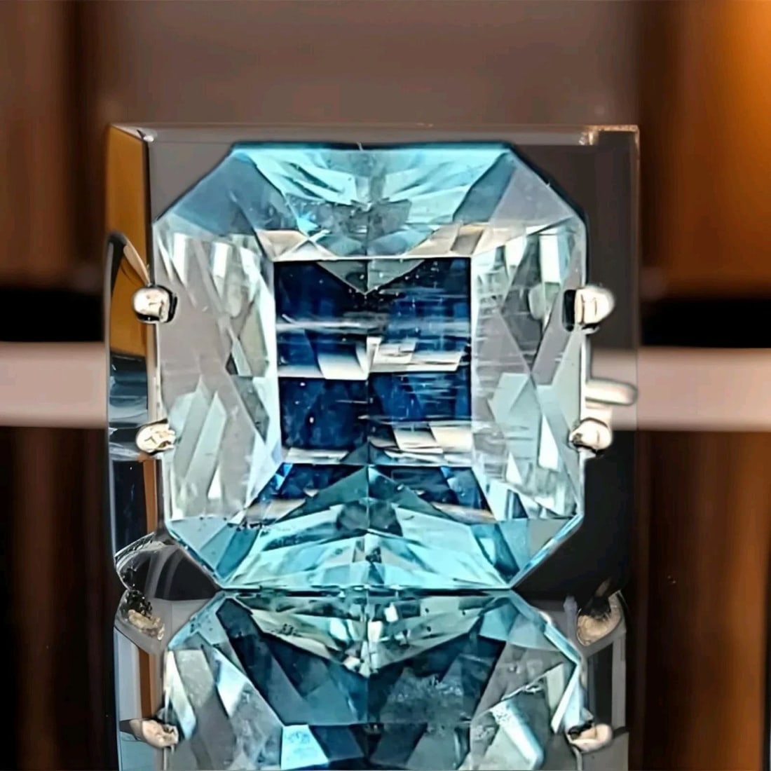 VINTAGE PLATINUM ENGAGEMENT RING 7.64CT. NATURAL BLUE AQUAMARINE RADIANT SHAPE (1 of 2)