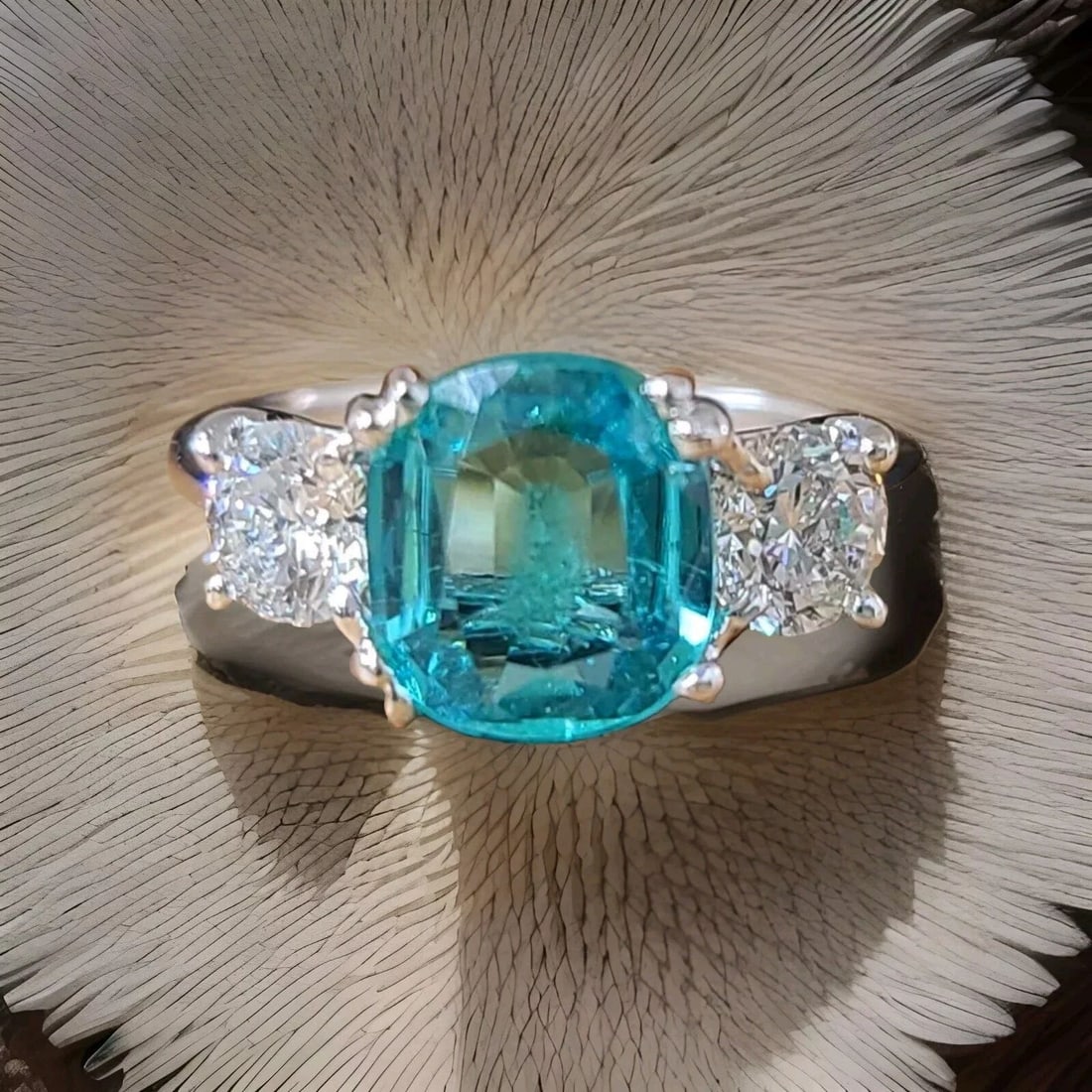 VINTAGE 14K WHITE GOLD ENGAGEMENT RING 2.52CT.NATURAL CARIBBEAN BLUE TOURMALINE: VINTAGE 14K WHITE GOLD ENGAGEMENT RING 2.52CT.NATURAL CARIBBEAN BLUE TOURMALINE GORGEOUS vintage 14k white gold engagement ring gem natural Caribbean blue tourmaline cushion shape Center natural blue