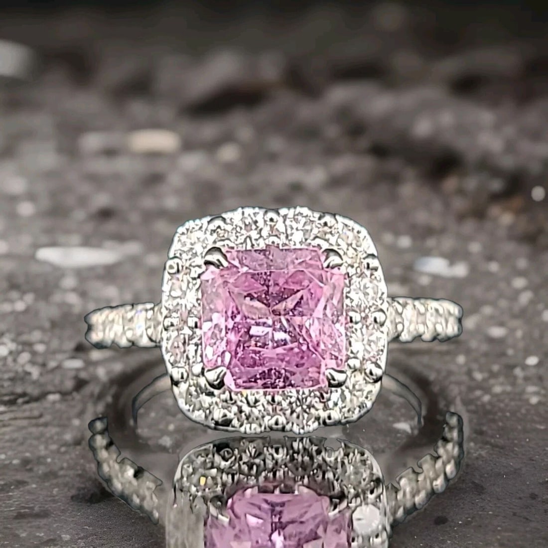 18K WHITE GOLD ENGAGEMENT RING 2.10CT. NATURAL PINK SAPPHIRE RADIANT SHAPE GIA: 18K WHITE GOLD ENGAGEMENT RING 2.10CT. NATURAL PINK SAPPHIRE RADIANT SHAPE GIA Gorgeous natural pink sapphire set in 18k white gold engagement ring center natural pink sapphire radiant shape weight 2.
