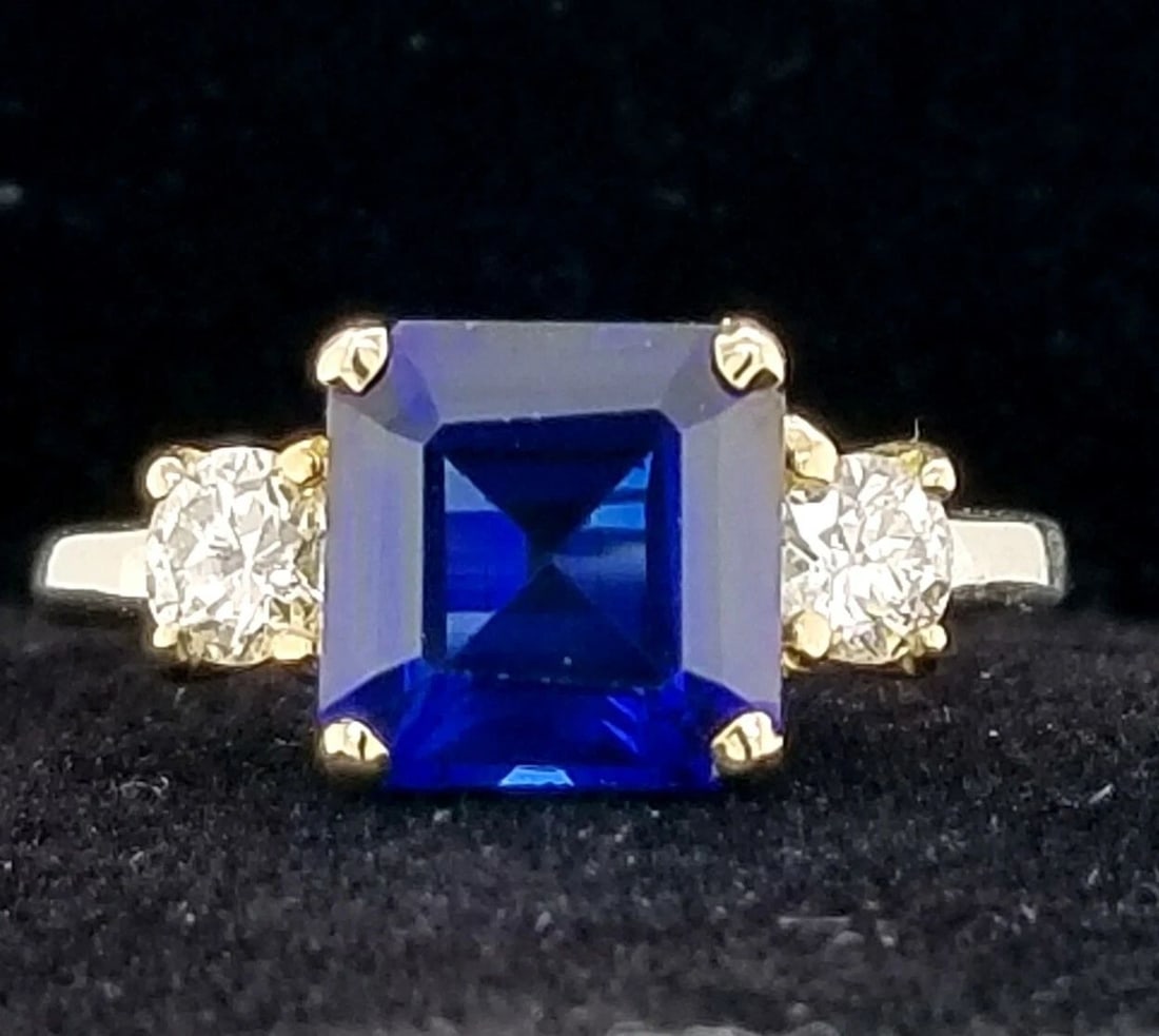 VINTAGE 14K GOLD RING 3.63CT. GEM BLUE SAPPHIRE (1 of 2)