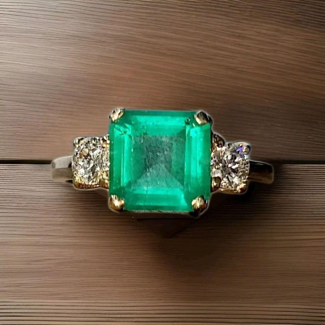 VINTAGE 14K GOLD ENGAGEMENT RING 2.21CT. NATURAL GREEN EMERALD SQUARE SHAPE: VINTAGE 14K GOLD ENGAGEMENT RING 2.21CT. NATURAL GREEN EMERALD SQUARE SHAPE Vintage 14k white & gold Diamond and green emerald engagement Ring Center set natural green emerald in square shape weight 2