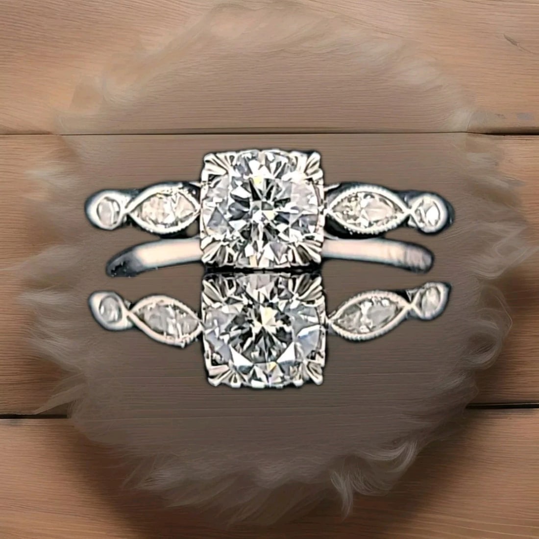 PLATINUM VINTAGE ENGAGEMENT RING 0.60CT. NATURAL ROUND CUT DIAMOND CIRC 1930'S: PLATINUM VINTAGE ENGAGEMENT RING 0.60CT. NATURAL ROUND CUT DIAMOND SI2-H Gorgeous vintage platinum Engagement ring natural round cut Diamond circ 1930's center set natural round diamond weight 0.60ct