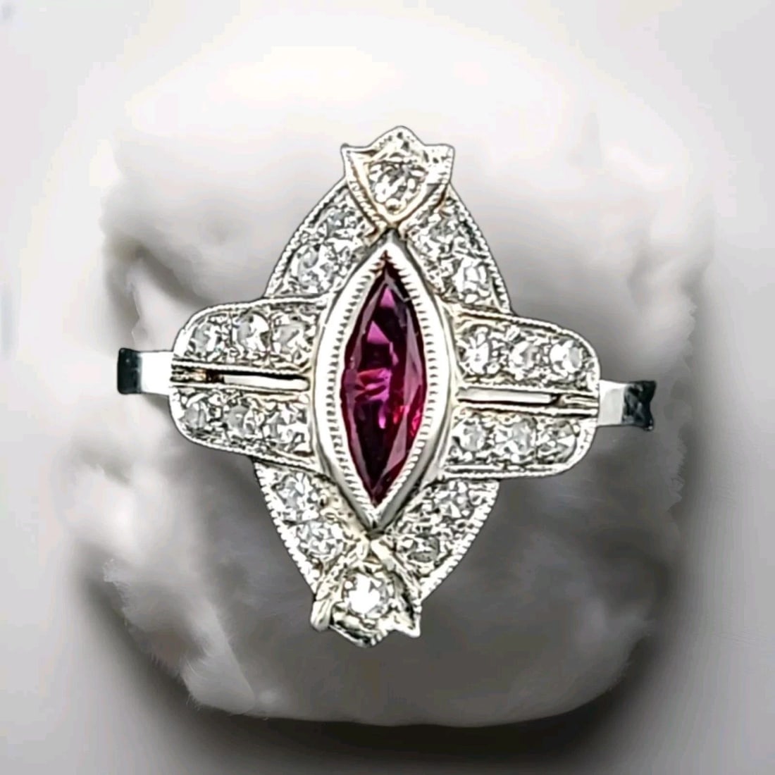 PLATINUM VINTAGE ENGAGEMENT RING 1.25CT. NATURAL MARQUISE RUBY DIAMOND (1 of 2)