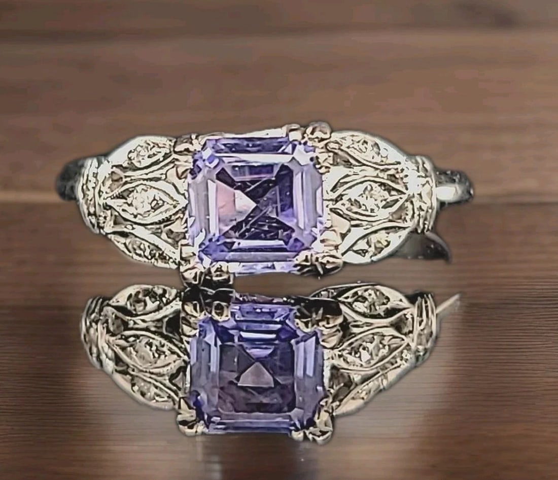 VINTAGE PLATINUM ENGAGEMENT RING 1.03CT. NATURAL BLUE SAPPHIRE RADIANT SHAPE: VINTAGE PLATINUM ENGAGEMENT RING 1.03CT. NATURAL BLUE SAPPHIRE RADIANT SHAPE GORGEOUS platinum Vintage engagement ring natural untreated blue sapphire ring circ 1930's center Natural Sapphire in radia