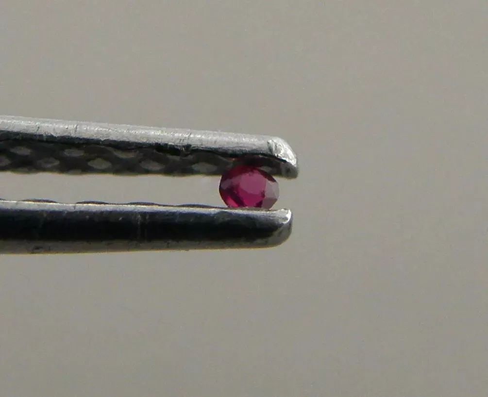 LOOSE NATURAL TOP COLOR RUBY Sale is for 1 round cut natural pigeon blood ruby Ruby measures 1.3mm: LOOSE NATURAL TOP COLOR RUBY Sale is for 1 round cut natural pigeon blood ruby Ruby measures 1.3mm in diameter If you purchase 2 and want matching pair please let me know. New, never used before, perf