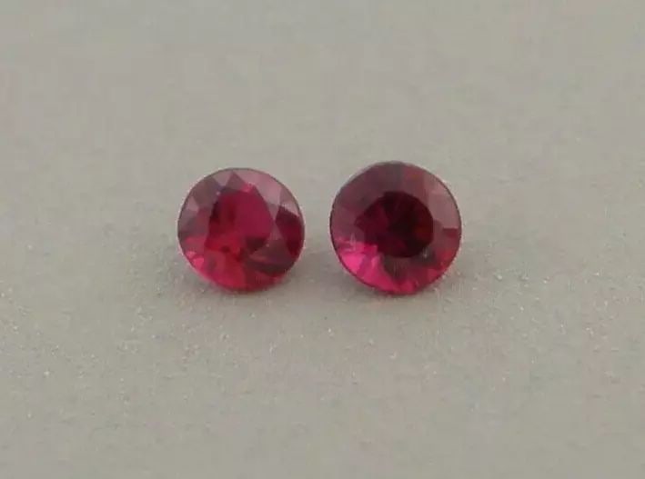 LOOSE NATURAL PIGEON BLOOD RUBY Sale is for 2 round cut natural rubies (no glass filled or lead (1 of 2)