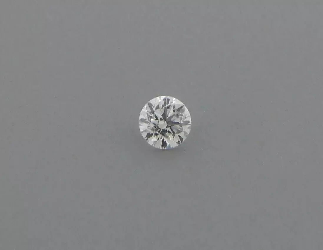 LOOSE NATURAL UNTREATED DIAMOND Sale is for 1 round cut natural untreated earth mined diamond (1 of 2)