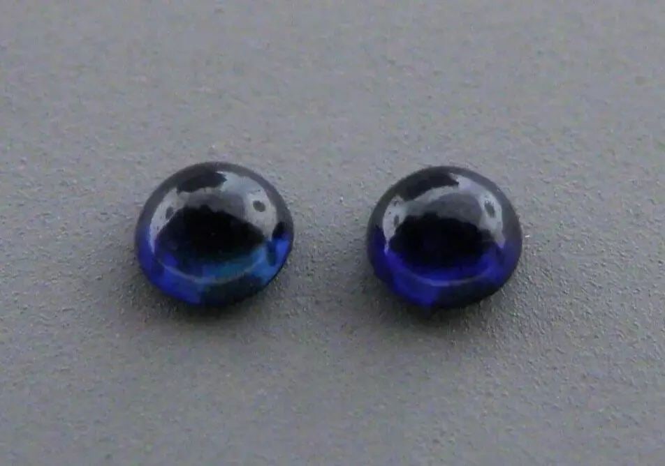 LOOSE NATURAL MATCHING PAIR BLUE SAPPHIRE Sale is for 2 round cabochon natural sapphire Matching (1 of 2)