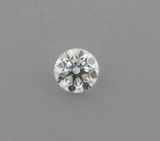 LOOSE NATURAL UNTREATED DIAMOND Sale is for 1 round cut natural untreated earth mined diamond (1 of 2)