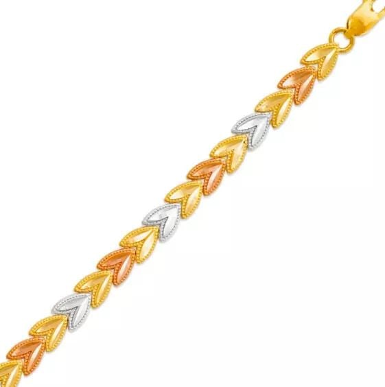 NEW 14K TRI COLOR GOLD FACETED DIAMOND CUT BRACELET 5mm 14K Tricolor Gold Approx. 5mm Wide High: NEW 14K TRI COLOR GOLD FACETED DIAMOND CUT BRACELET 5mm 14K Tricolor Gold Approx. 5mm Wide High Polished/Diamond Cut Available in Yellow Gold Lobster Lock Length : 7" Inch Weight: 6.3 Grams