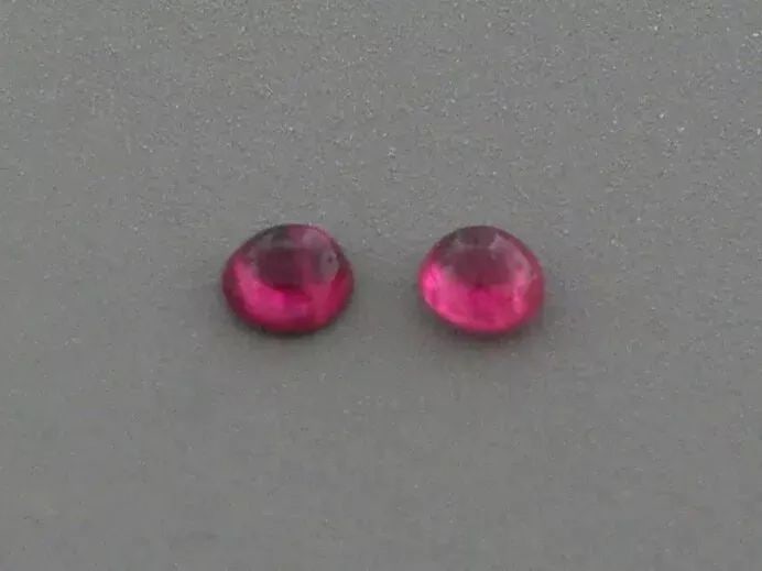 3mm ROUND MATCHING PAIR CABOCHON NATURAL PIGEON BLOOD RUBY (1 of 2)