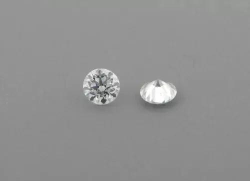 2.2mm MATCHING PAIR BRILLIANT ROUND CUT LOOSE NATURAL UNTREATED DIAMOND G VS2: LOOSE NATURAL UNTREATED DIAMONDS Sale is for 2 round cut natural untreated earth mined diamond Sale is for a matching pair Diamonds measures 2.2mm in diameter Diamonds are full cut Diamonds are G colo