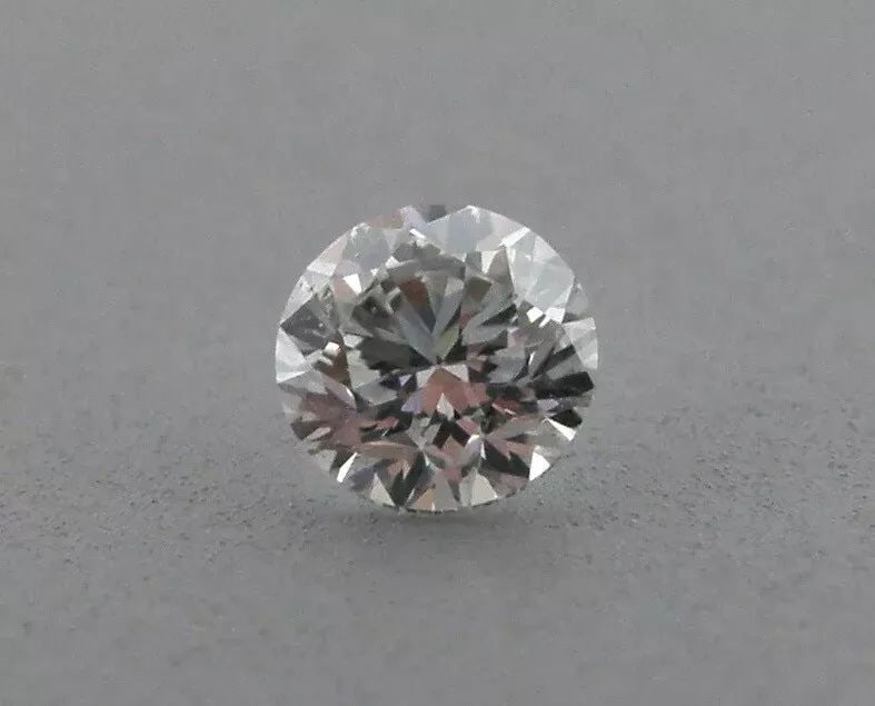 4.2mm BRILLIANT ROUND CUT LOOSE NATURAL UNTREATED DIAMOND G VS2: LOOSE NATURAL UNTREATED DIAMOND Sale is for 1 round cut natural untreated earth mined diamond Diamond measures 4.2mm in diameter Diamonds are full cut Diamonds are G color VS2-SI1 quality If you purch