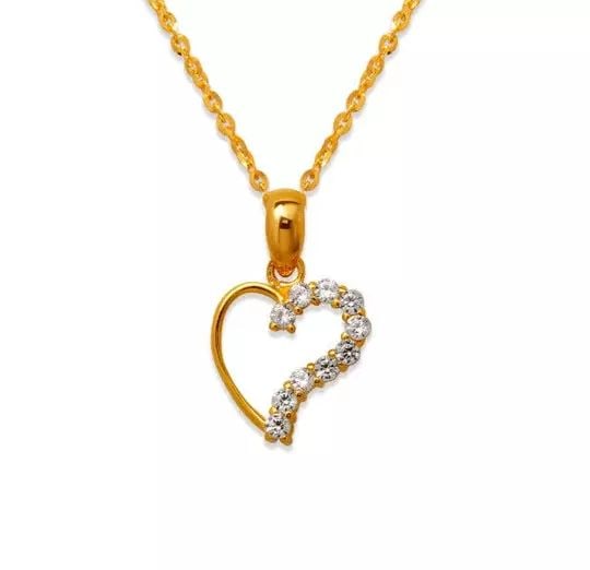 NEW 14K YELLOW GOLD HEART WHITE CZ PENDANT: NEW 14K YELLOW GOLD HEART WHITE CZ PENDANT 14K Yellow Gold Approx. 11x12mm High Polished/Cubic Zirconia Chains Sold Separately Weight: 1.0 Grams