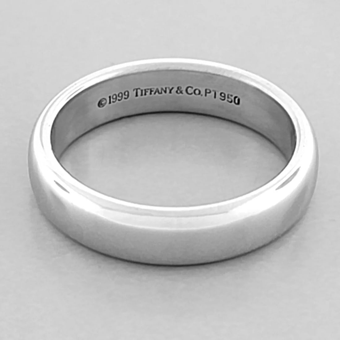 TIFFANY & Co. 4.5mm LUCIDA PLATINUM WEDDING STACKING RING BAND SIZE 6.5 (1 of 2)