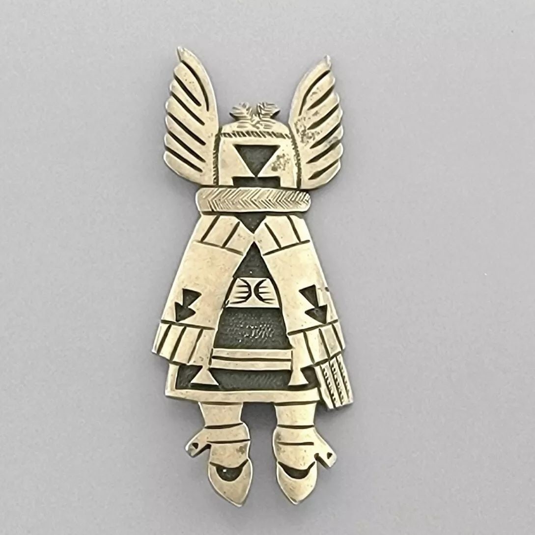 VINTAGE BEAUTIFUL LARGE STERLING SILVER HOPI KACHINA BROOCH (1 of 2)