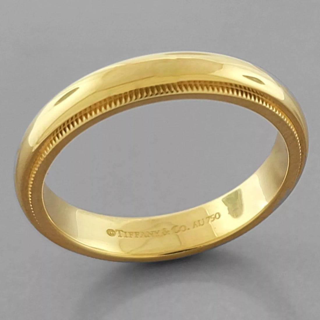 TIFFANY & Co. 4mm 18K YELLOW GOLD MILGRAIN WEDDING BAND RING SIZE 9 BOX (1 of 2)
