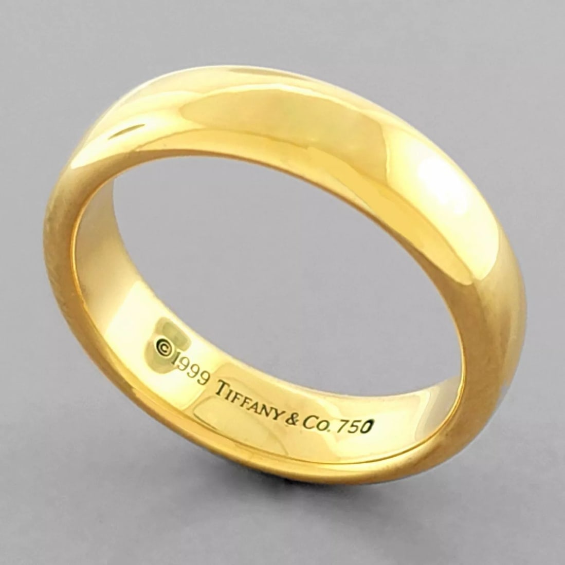 TIFFANY & Co. 4.5mm 18K YELLOW GOLD CLASSIC LUCIDA WEDDING BAND RING SZE 4.5 BOX (1 of 2)