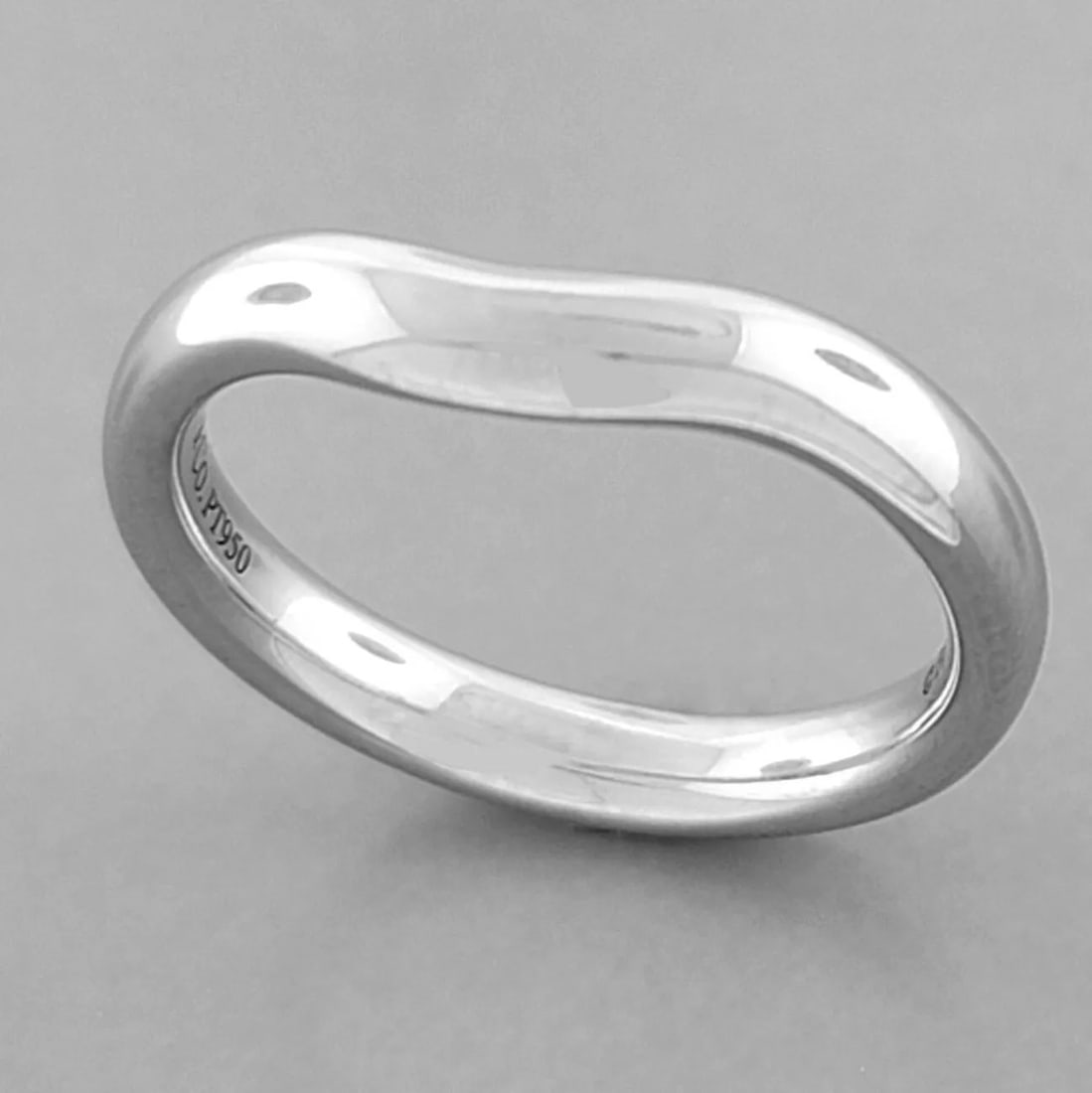 TIFFANY & Co. 3mm PLATINUM ELSA PERETTI CURVED WEDDING BAND RING SIZE 5.5 POUCH (1 of 2)