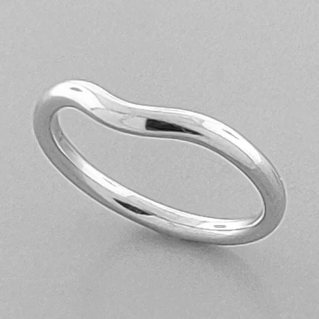 TIFFANY & Co. 2mm PLATINUM ELSA PERETTI CURVED WEDDING BAND RING SIZE 6 (1 of 2)