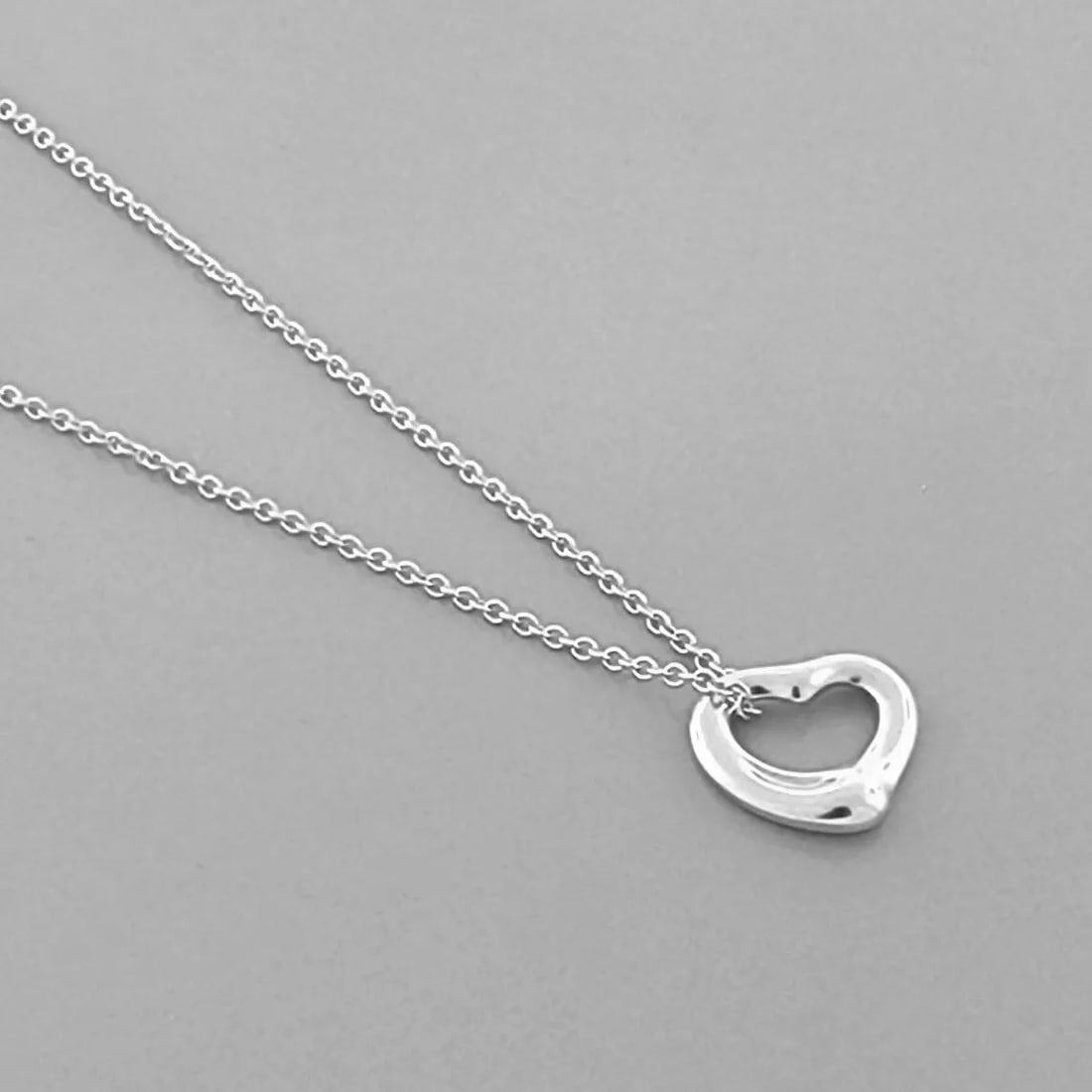 TIFFANY & CO. STERLING SILVER ELSA PERETTI OPEN HEART NECKLACE 18" (1 of 2)