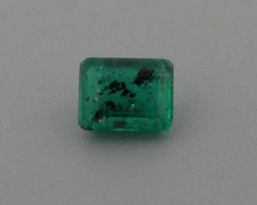 0.20ct NATURAL COLOMBIAN GREEN EMERALD EMERALD CUT 3.8x2.9mm (1 of 2)