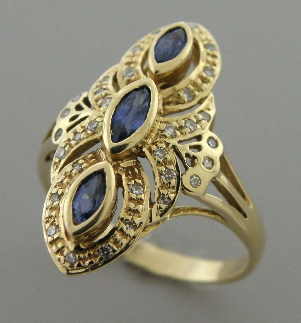 VINTAGE 14K YELLOW GOLD BLUE SAPPHIRE SINGLE CUT DIAMOND RING (1 of 2)