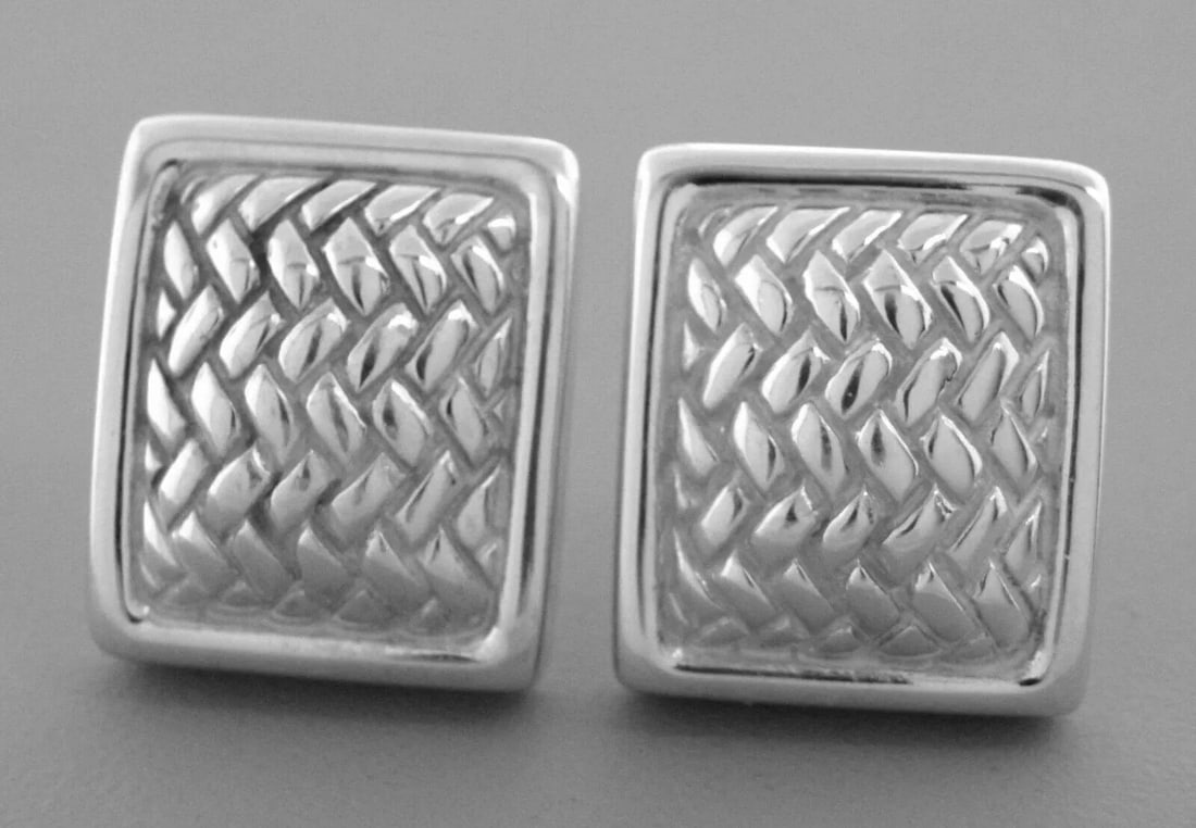 KIESELSTEIN CORD LADIES LARGE RECTANGLE BASKET WEAVE OMEGA BACK EARRINGS: KIESELSTEIN CORD STERLING SILVER EARRINGS Earrings measure 1.01" H x 0.87" W Sterling silver Kieselstein earrings Earrings are pre-owned, in good condition, please refer to pictures Stamped B KIESELST