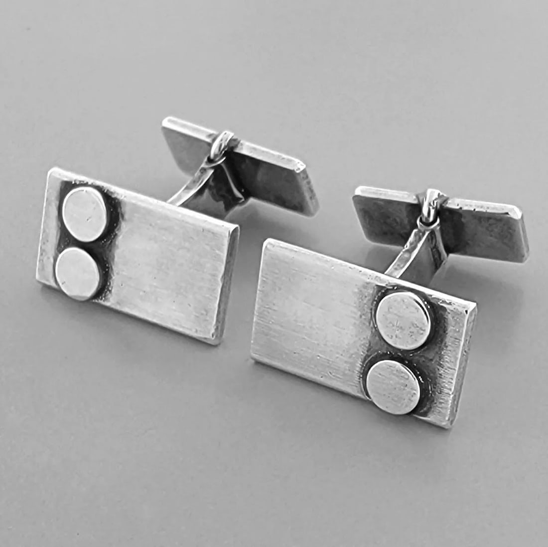 VINTAGE GEORG JENSEN STERLING SILVER CUFFLINKS 138 (1 of 2)