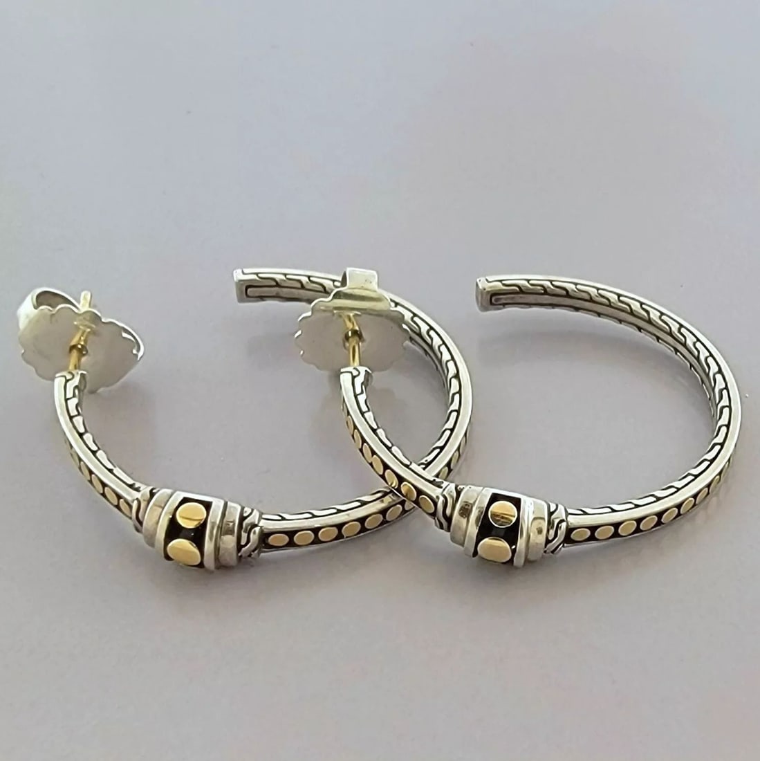 JOHN HARDY 18K GOLD STERLING SILVER DOT HOOP EARRINGS POST BACK (1 of 2)