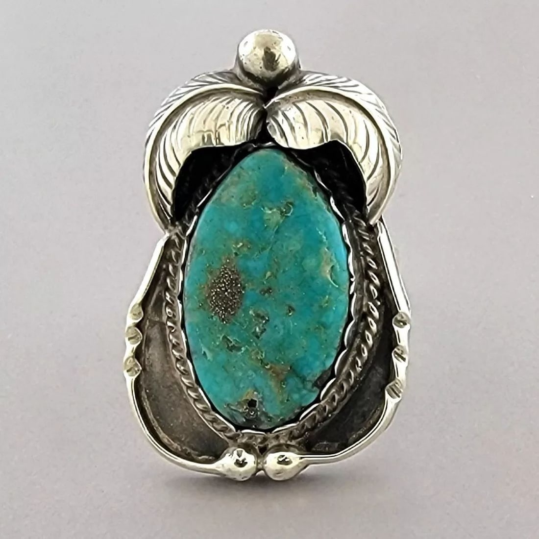VINTAGE BEAUTIFUL NAVAJO STERLING SILVER TURQUOISE RING SIZE 7 (1 of 2)