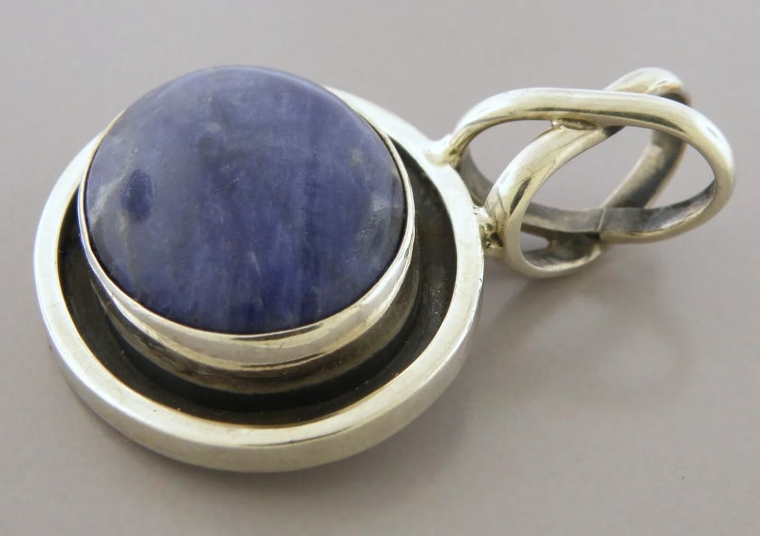 VINTAGE BEAUTIFUL LARGE STERLING SILVER DENIM LAPIS LAZULI PENDANT MEXICO: Vintage sterling silver Denim Lapis Lazuli oval Pendant Measures 1.67" H x 1.34" W Vintage, Pre-owned, in good condition for its age, minor wear due to age, please refer to pics Has some patina on it,