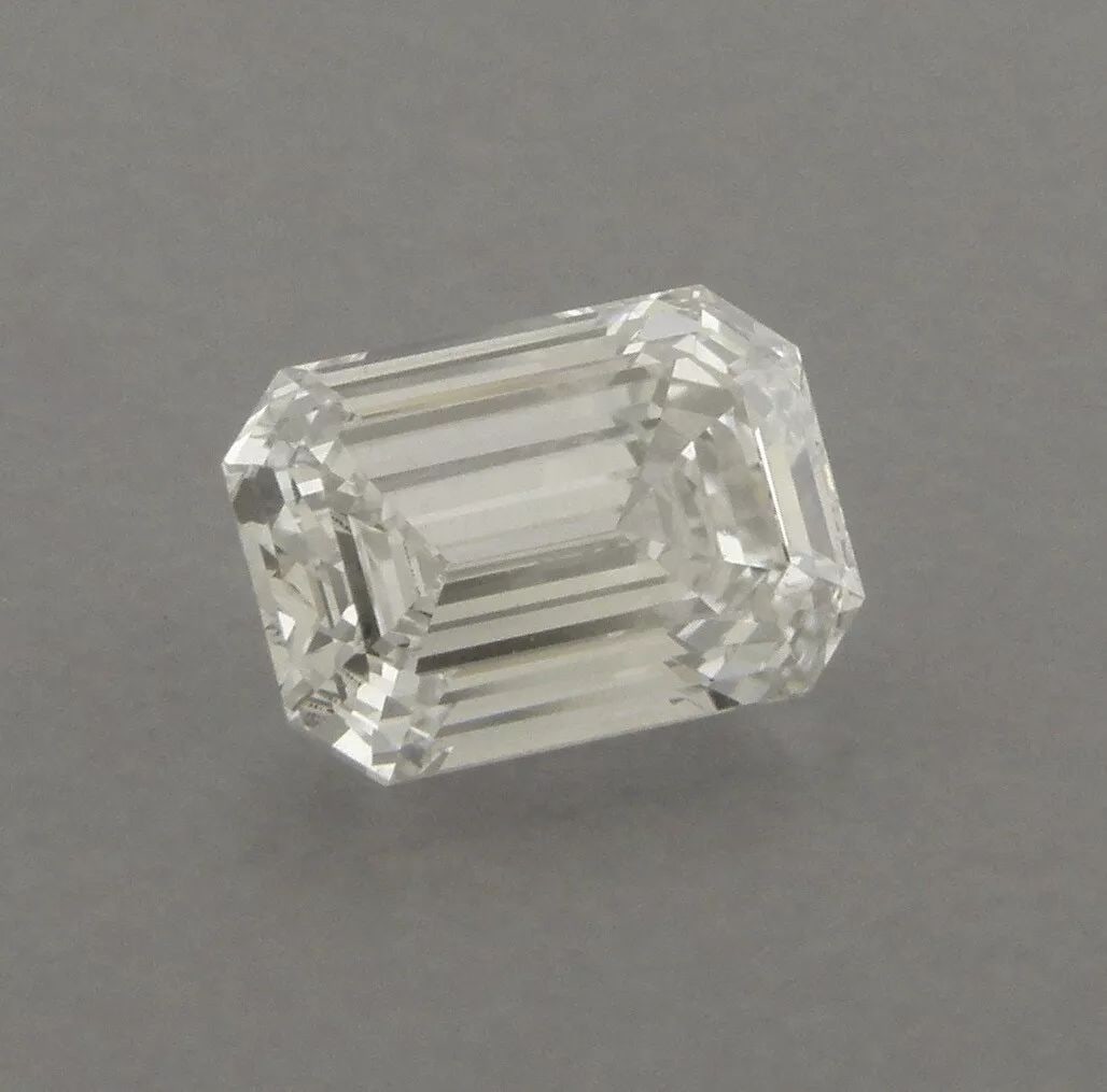 IGI CERTIFIED 1.51ct LOOSE LAB-CREATED DIAMOND CVD - EMERALD CUT F VS1: 1.51ct LAB GROWN EMERALD CUT DIAMOND IGI certified 1.51ct emerald cut lab created diamond CVD 1.51ct F VS1 Polish Excellent Symmetry Excellent Measures 7.64mm x 5.42mm x 3.73mm New diamond never used