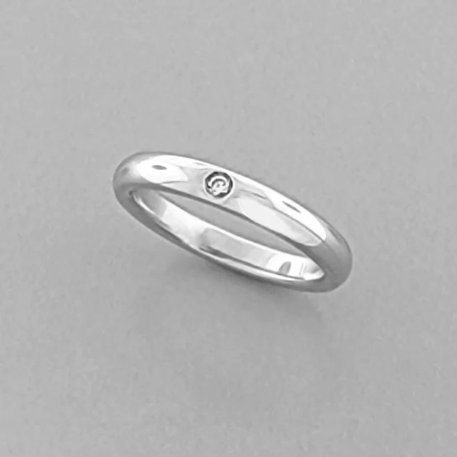 TIFFANY & Co. PLATINUM ELSA PERETTI DIAMOND WEDDING BAND RING SIZE 4.5 POUCH: TIFFANY & Co. DIAMOND WEDDING BAND RING Ring size is a 4.5 Ring measures 2.8mm wide 1.9mm Thick/High, smooth inside, comfort fit Tiffany & Co. Elsa Peretti diamond wedding band Pre-owned in Excellent