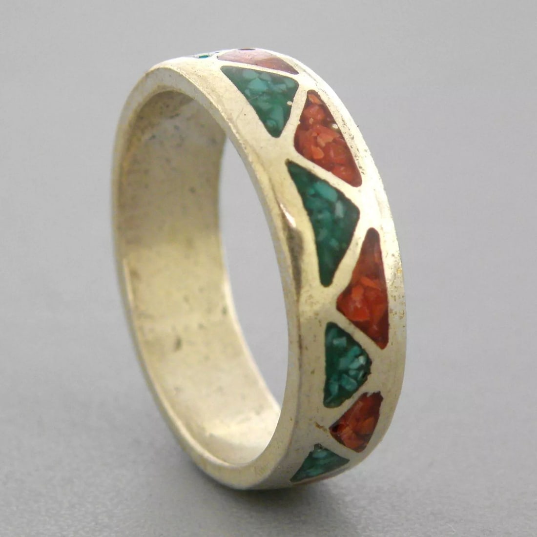 VINTAGE NAVAJO STERLING SILVER CORAL & TURQUOISE INLAY BAND RING SIZE 12 (1 of 2)